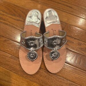 NWOB *RARE* Jack Rogers Metallic Silver Women's Sandals